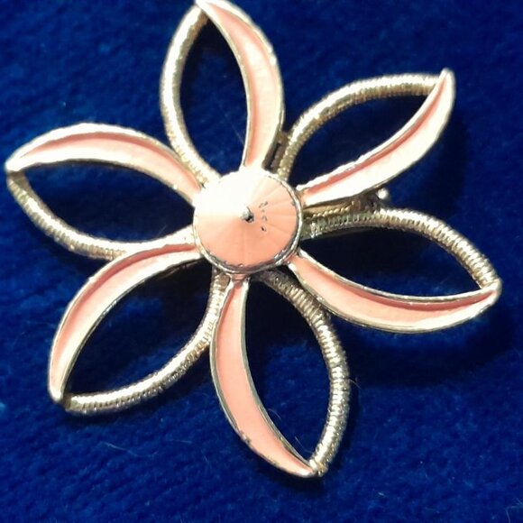 Vintage Brooches - Picture 4 of 7